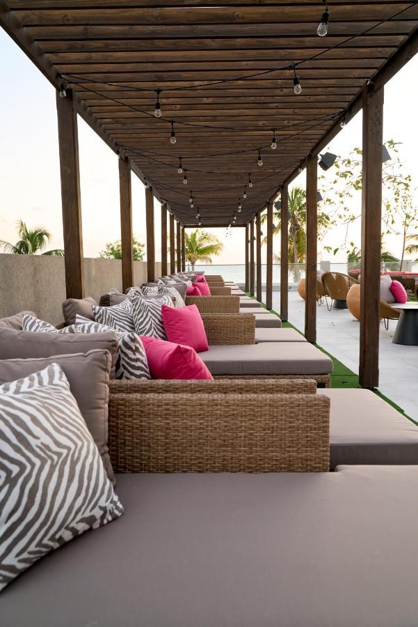 O2 Beach Club & Spa All Inclusive By Ocean Hotels Крайст Чърч Екстериор снимка